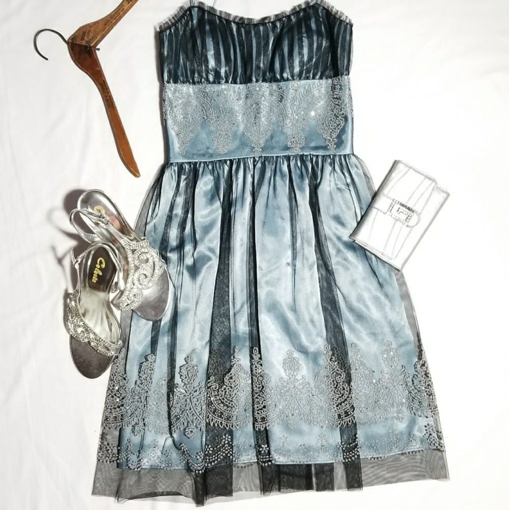 Morgan & Co JR Lace dress